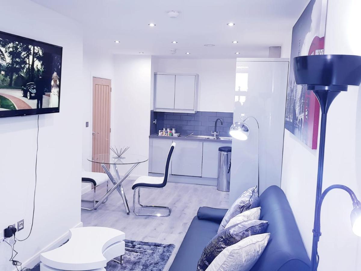 Z Home Apartments Leicester Buitenkant foto