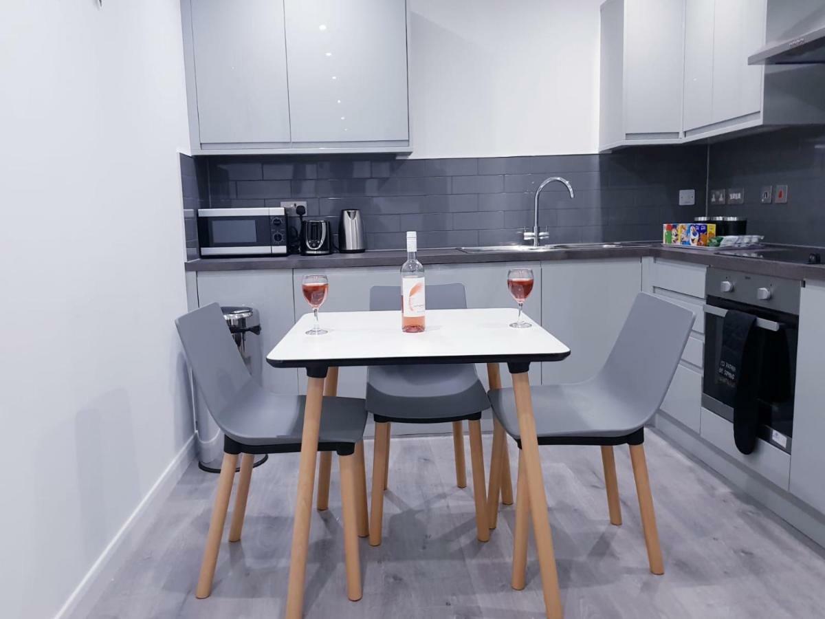 Z Home Apartments Leicester Buitenkant foto